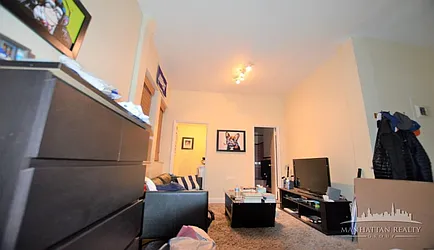 Rented by Manhattan Realty Group