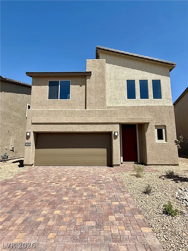 3 bed, 2.5 bath, 2000 sqft, $2,400 — Photo 1