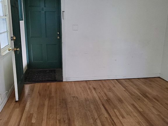 2nd image of 655 W Knoll Dr APT 5