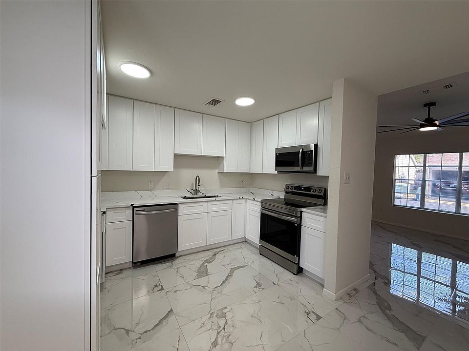 1st image of 14020 Schroeder Rd APT 130