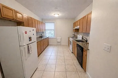2 bed, 9999 sqft, $3,800 — Photo 4