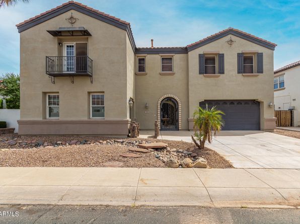 2090 E Aster Pl