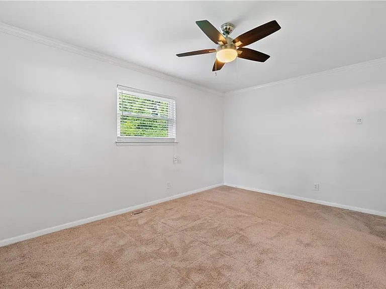 2348 Great Neck Cir — Photo 19