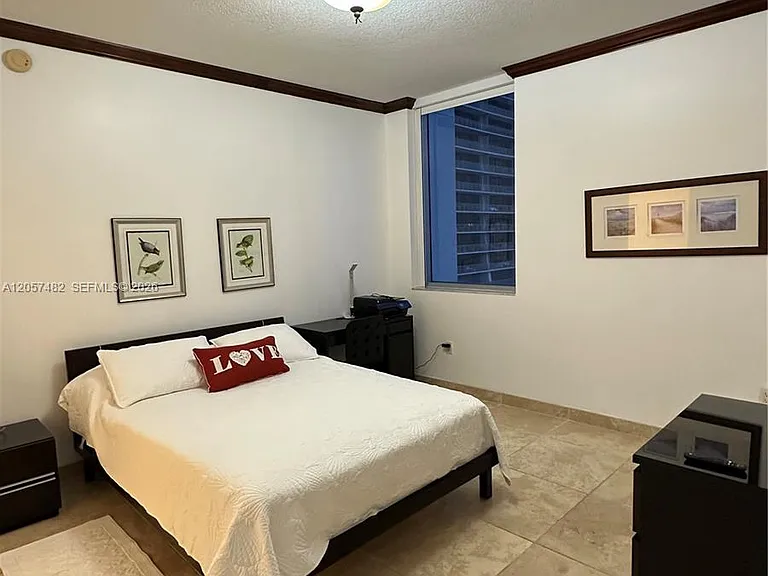 1060 E Brickell Ave #3001 — Photo 4