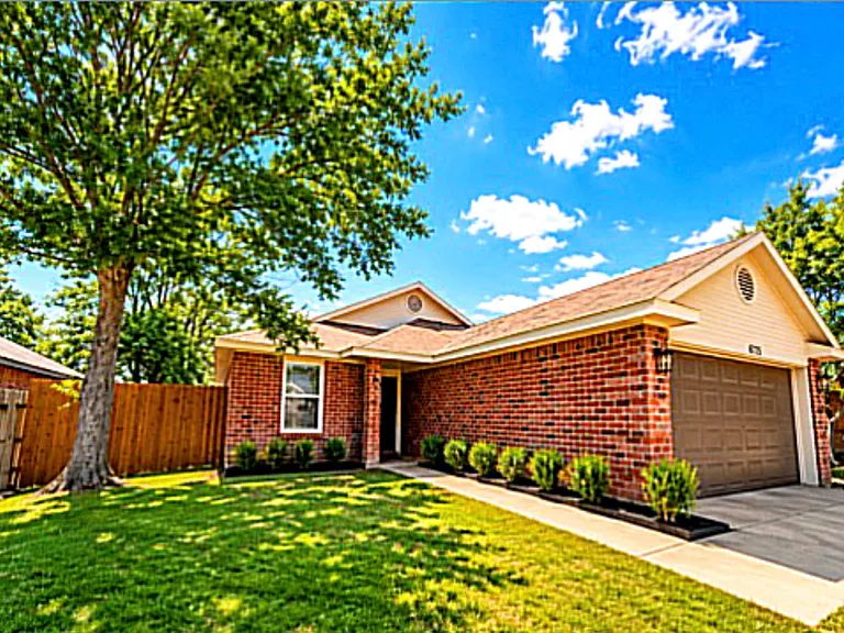 6725 Windwillow Dr — Photo 1