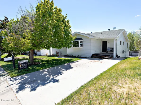 1212 Wagonhammer Ln, Gillette, WY 82716