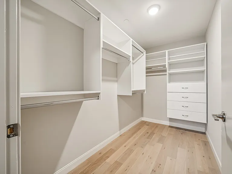 1401 Walnut — Photo 19