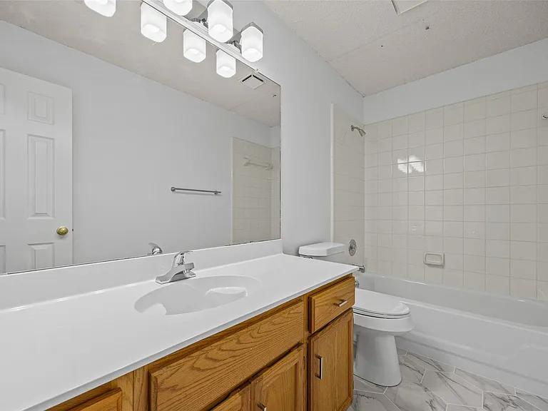 8417 Cornerwood Dr — Photo 23
