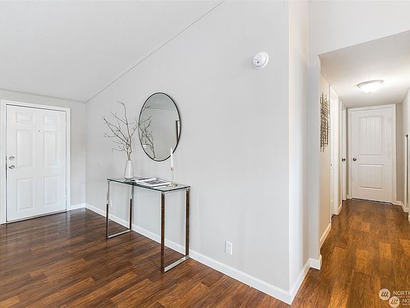 5th image of 310 4th Avenue N