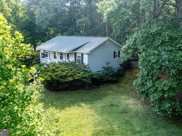 9050 Bobby Jo Ln, Young Harris, GA 30582
