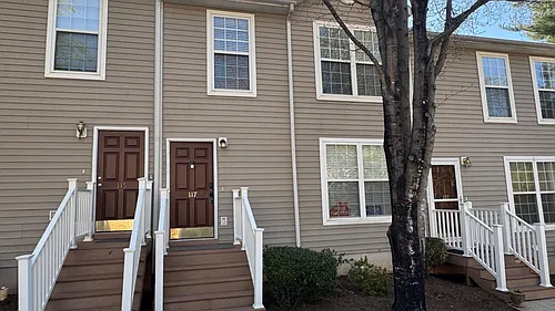 117 Hartford Ct Photo 1