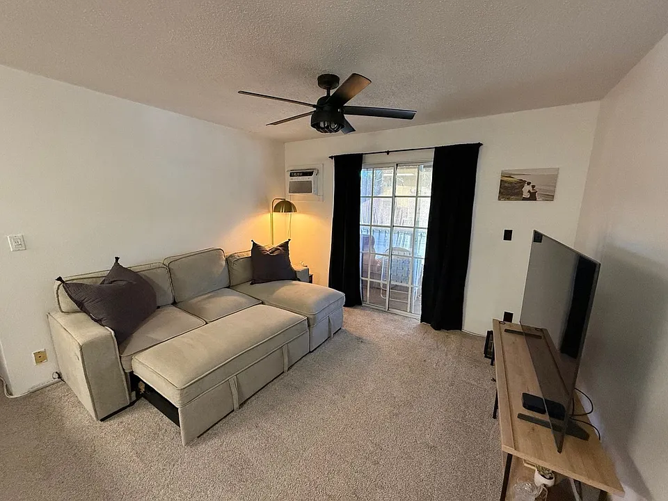 140 Uwapo Rd #28-202