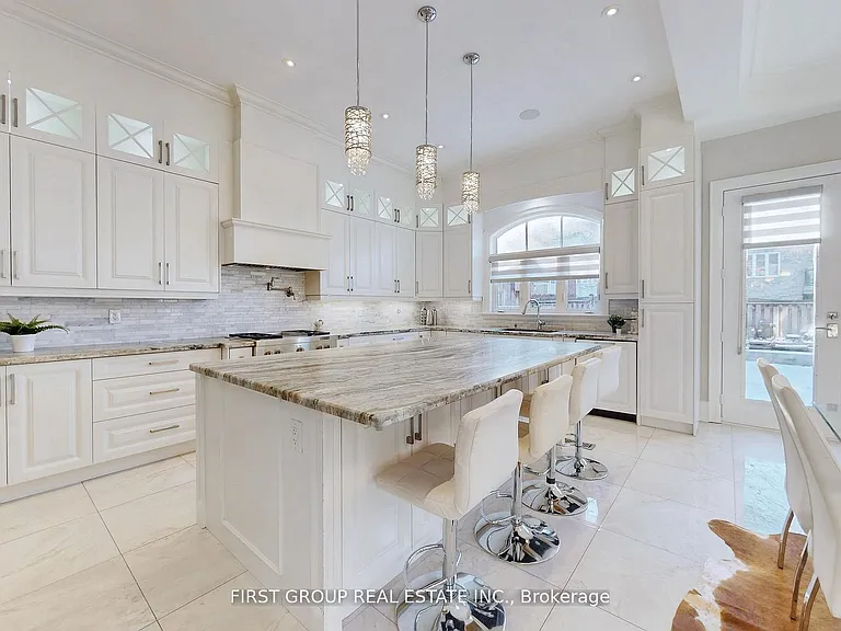 1834 Fairport Rd — Photo 14