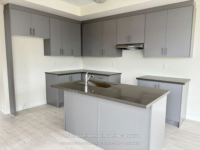 1 Cherry Hill Ln — Photo 9