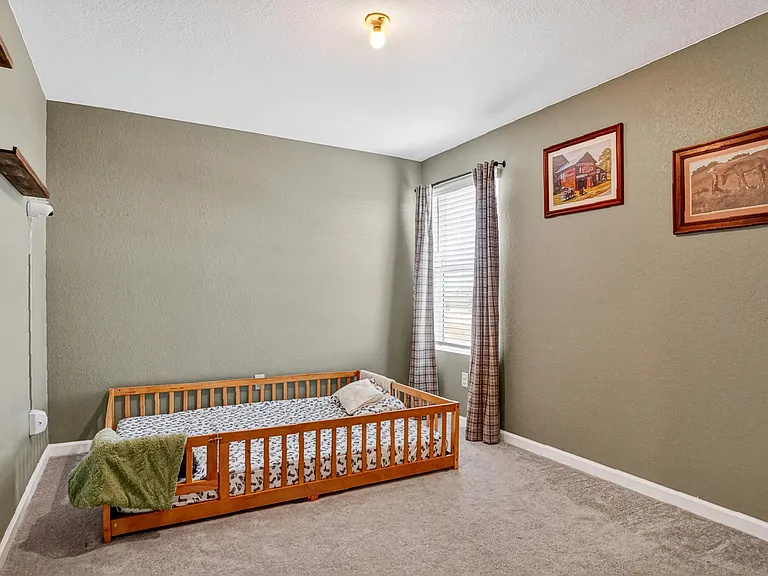 760 Carlyle Way — Photo 28