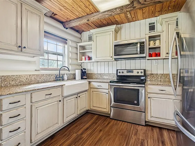 69037 Riverbend Dr — Photo 5
