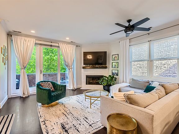 4th image of 4219 N Ashland Ave #2N