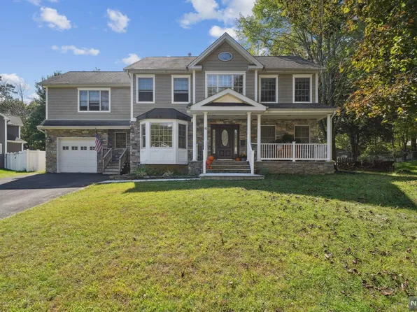 50 Seton Hall Dr, Oakland, NJ 07436