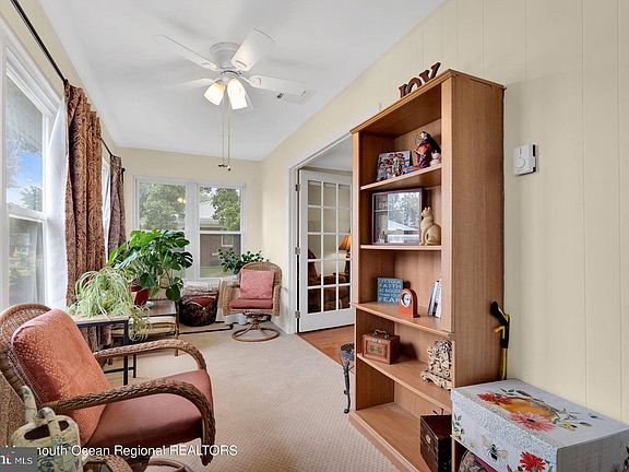 4th image of 414 Highland Dr #A