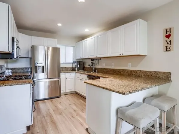 4286 Lochlomond St, San Diego, CA 92111