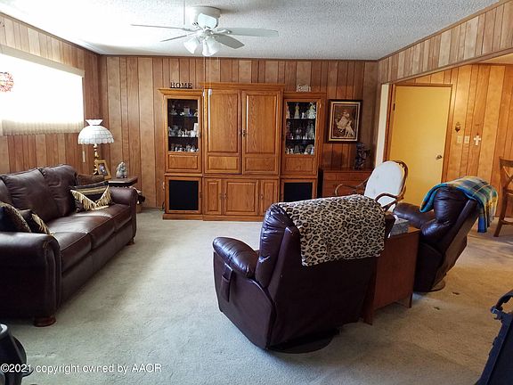 3rd image of 1714 Dogwood Ln