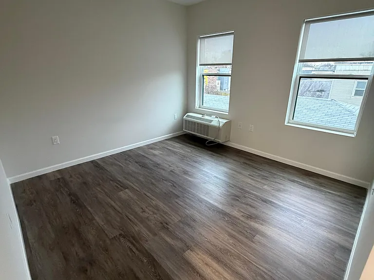 303 Lake St #302 — Photo 7