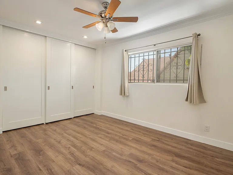 1322 S Ogden Dr #8 — Photo 11