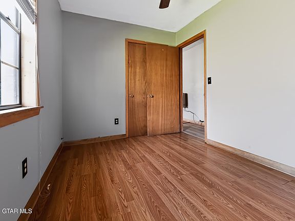 5th image of 403 Mulberry St