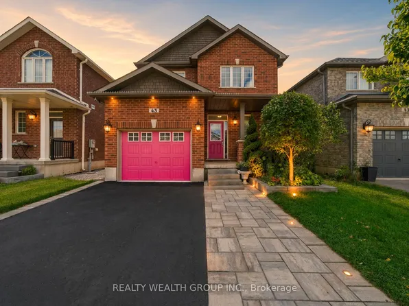 43 Booth Ln, Barrie, ON L4N 0S4