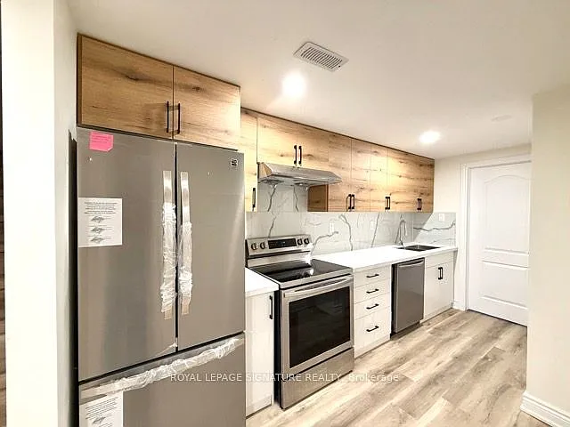 362 Landsborough Ave #BASEMENT — Photo 4
