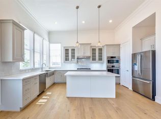 1211 Timbergrove Ln, Houston, TX 77008
