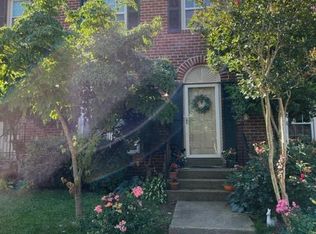 9927 Whitewater Dr, Burke, VA 22015