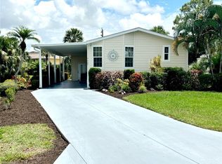 527 Monte Carlo Ln, Naples, FL 34112