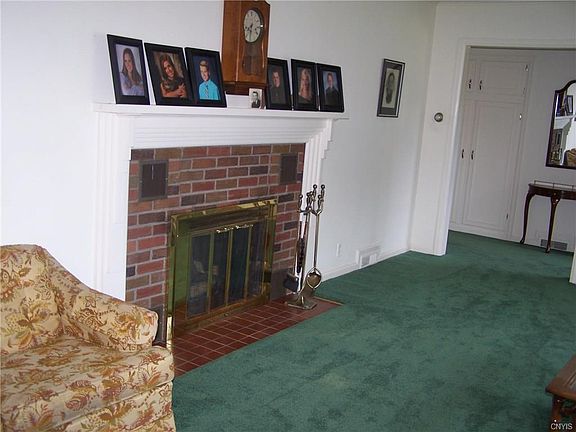 3rd image of 2 Mildred Ave