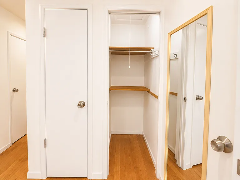 1594 Morgan Ln #A — Photo 17