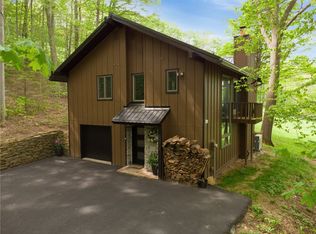 133 Imperial Rd, Hidden Valley, PA 15502