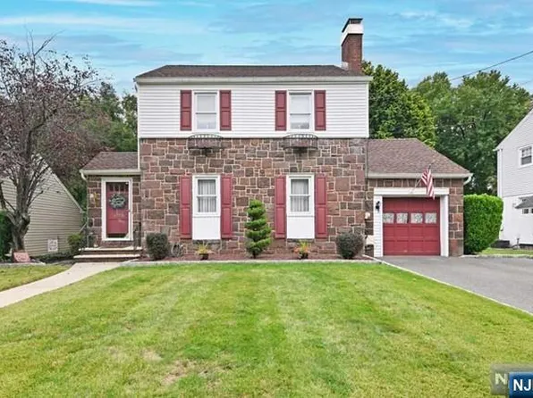 28 Bennett Ave, Rochelle Park, NJ 07662