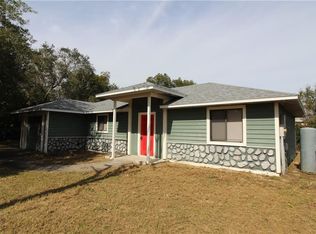 19807 E 5th St, Umatilla, FL 32784