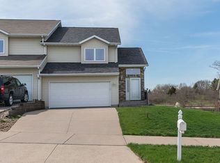 1353 Ozark Rdg, Coralville, IA 52241