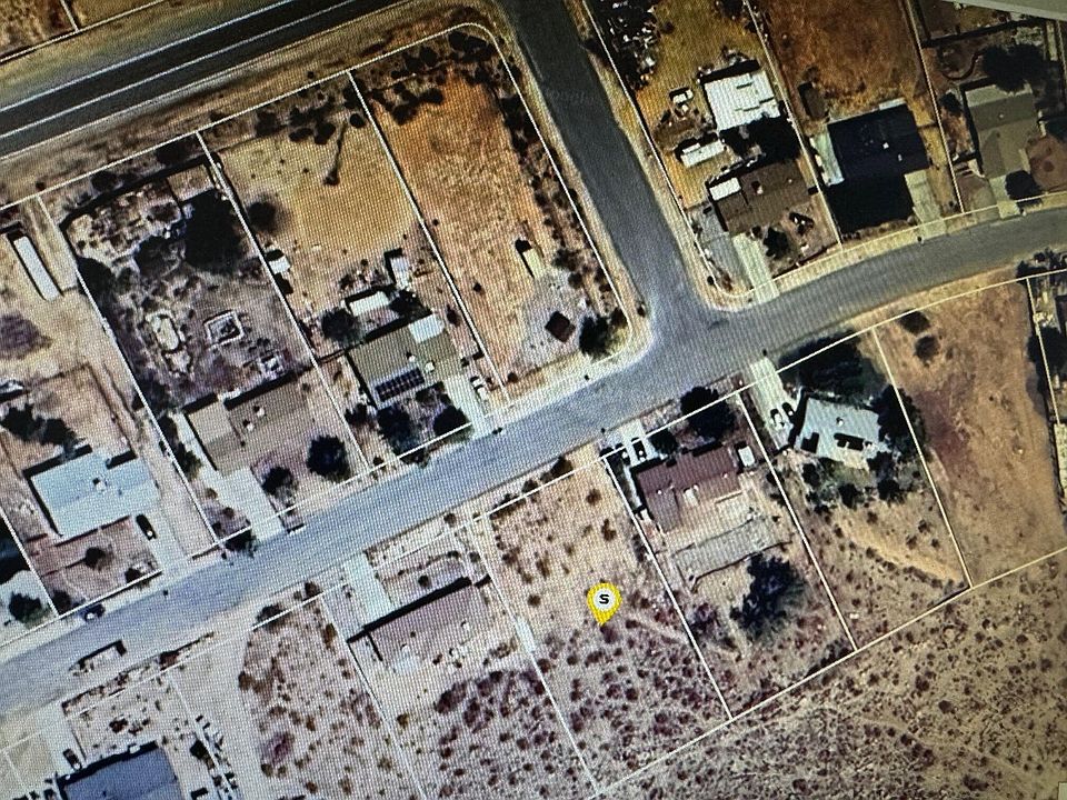 2nd image of 1 Lakespring Ave