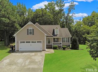 111 Willmont Ct, Benson, NC 27504