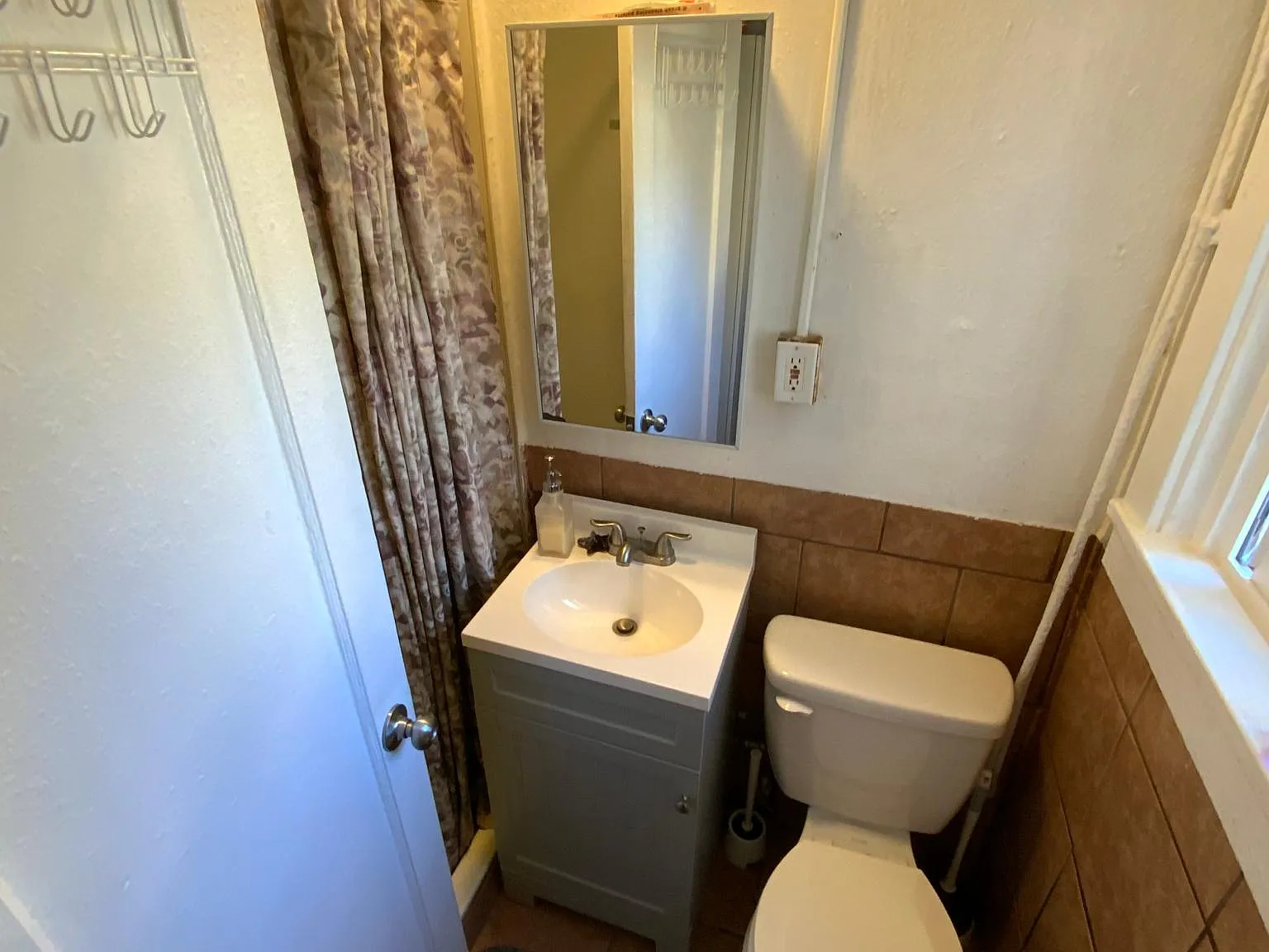 3 bed, 1700 sqft, $2,250 — Photo 4