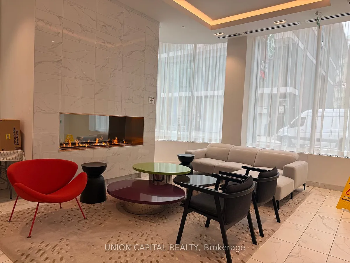 Building Photo - 238 Simcoe St #3602