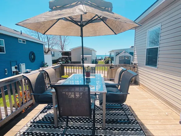 490 Empire Rd #Mar018, Pt Colborne, ON L0S 1R0