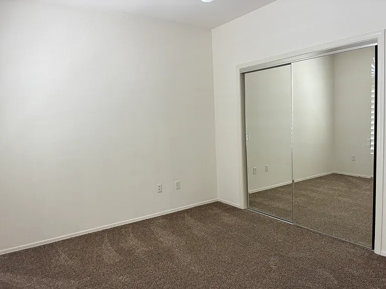 2578 Woodson Ave — Photo 2