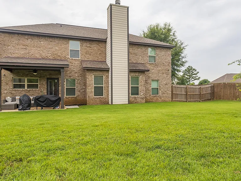 202 Warhawk Dr — Photo 37