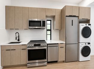 398 Manhattan Ave #2L, Brooklyn, NY 11211