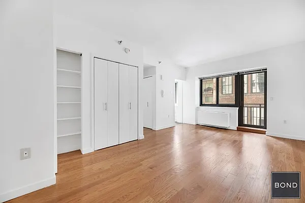 Rented by Bond New York | media 10