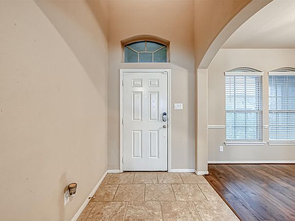 5th image of 8810 Austin Thomas Dr