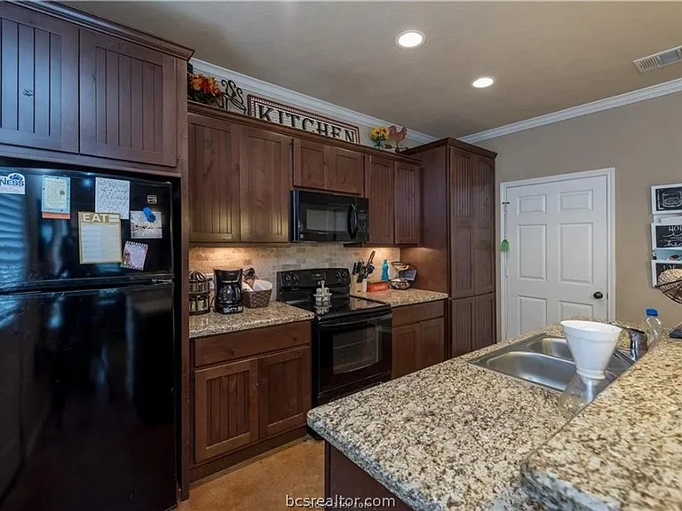 3366 Keefer Loop — Photo 3